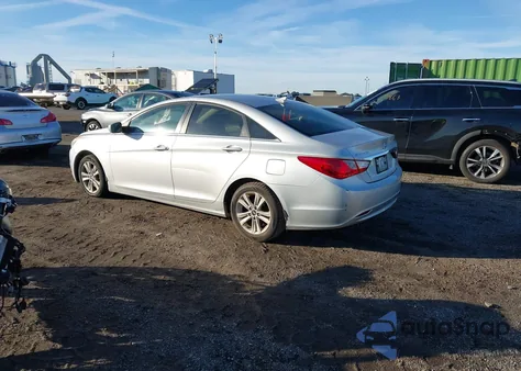 2013 Hyundai Sonata Gls z USA, uszkodzony, nr VIN 5NPEB4ACXDH751650